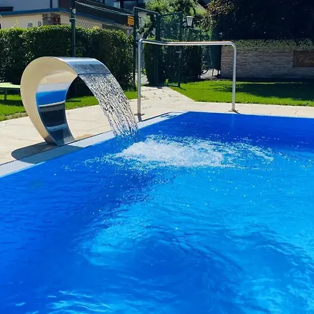 Charlotte Ξενοδοχείο 4*