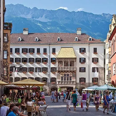 夏洛特酒店 酒店 4*