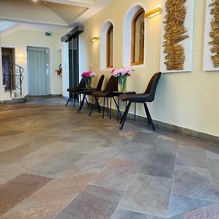 夏洛特酒店 酒店 4*